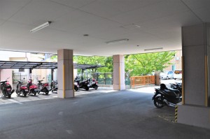 バイク置き場