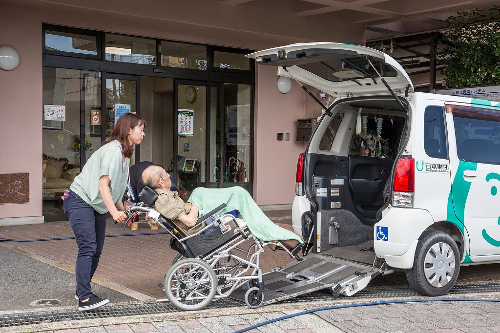 特別養護老人ホーム 特別養護老人ホーム 寝屋川石津園